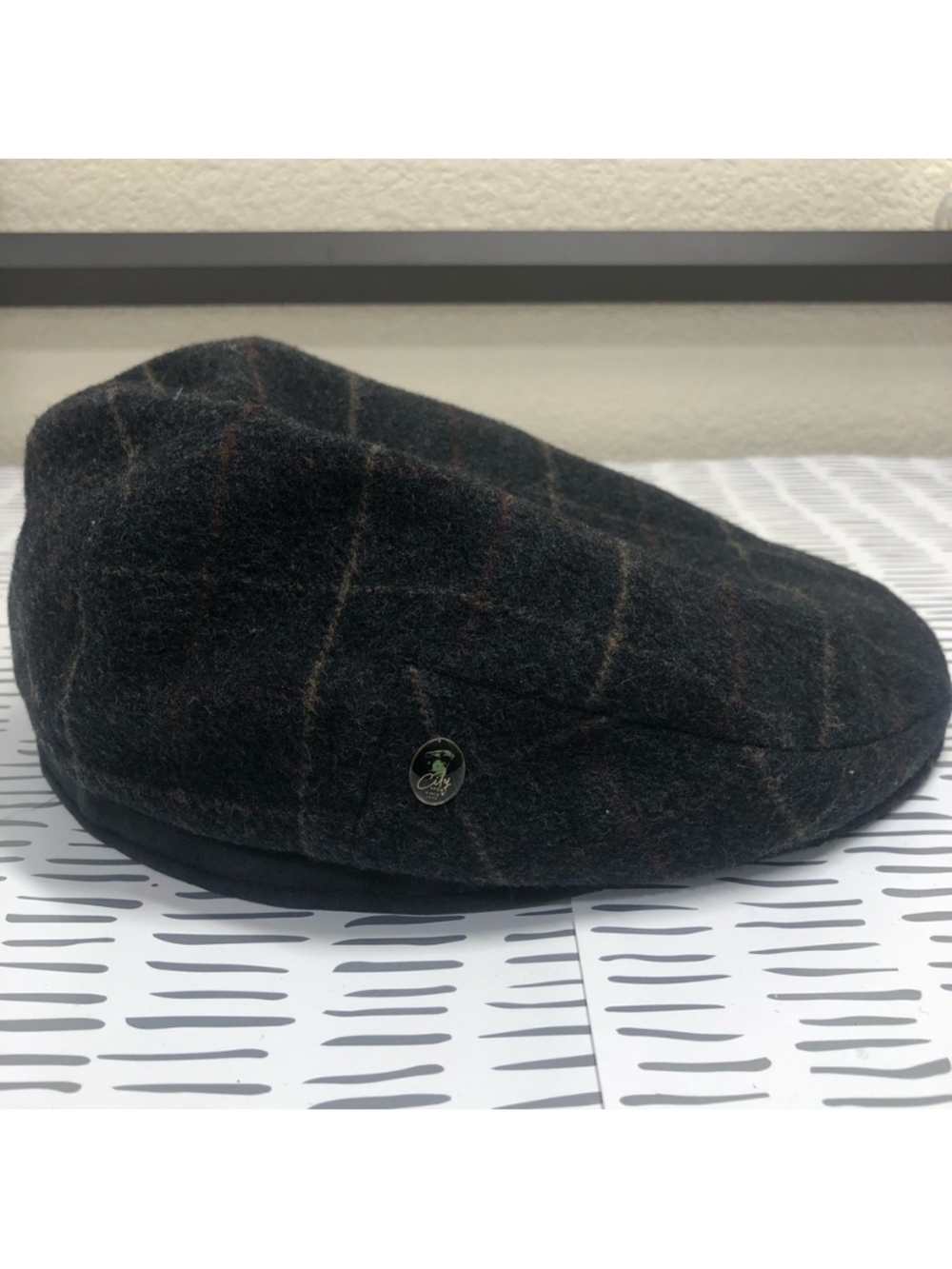 City Sport Men's Dark Gray Plaid Ivy Cap